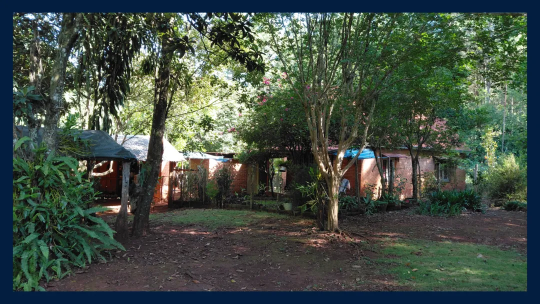 CHACRA con CASA Neoclasica - Capiovi, Misiones.