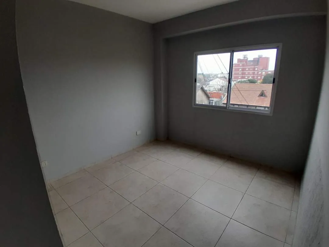 Departamento Semi/Nuevo-Venta-Martin Coronado