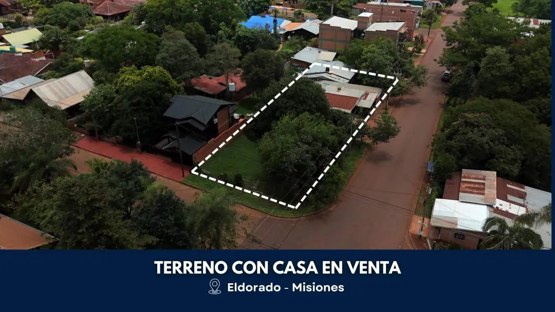 CASA y amplio TERRENO en esquina