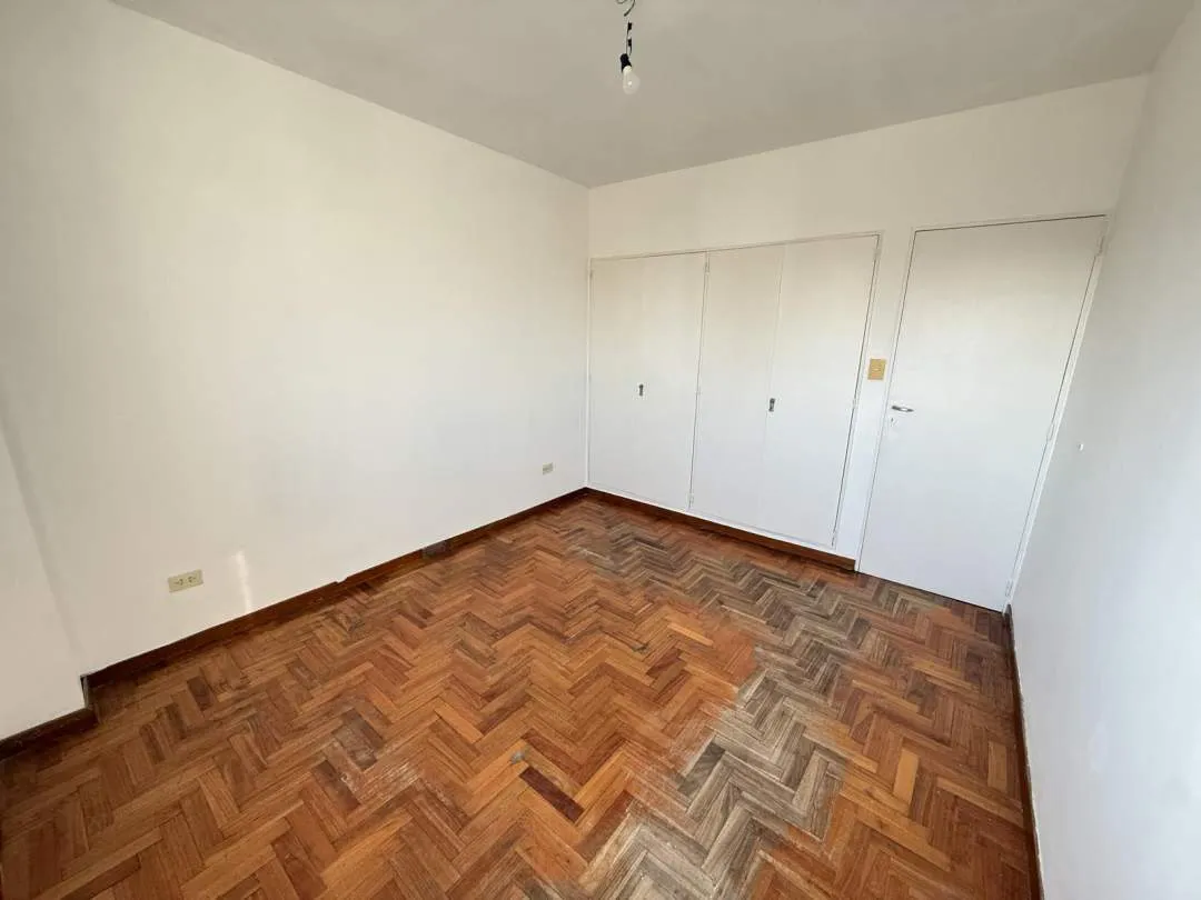 Departamento-Venta-Monte Castro