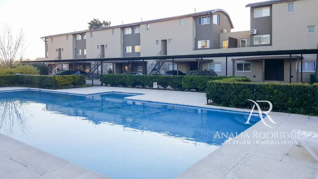 ALQUILER | DEPARTAMENTO 2 AMBIENTES CON JARDÍN, PARRILLA Y COCHERA EN LA MADRUGADA II – PILAR