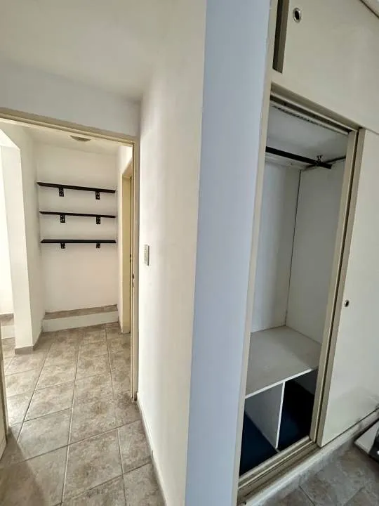 POLA al 2900, VILLA LUGANO. PH de 2 ambientes con DOS PATIOS.  Bajas Expensas. Excelente estado!