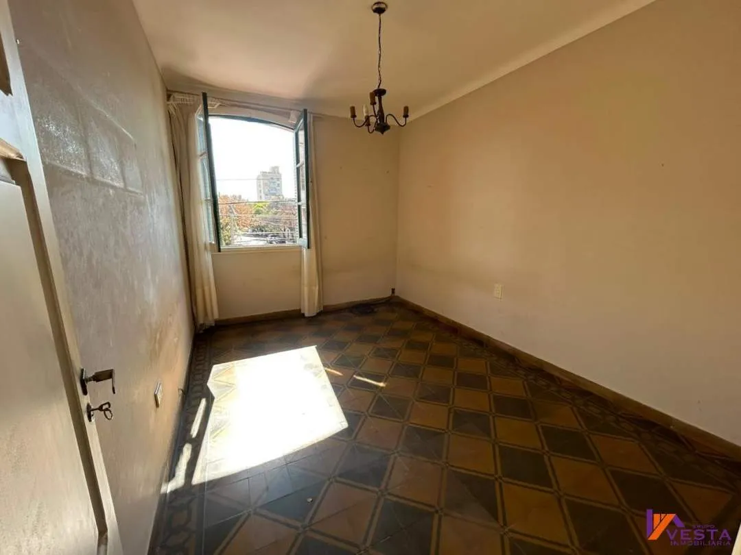 CASEROS 1300 * CASA EN VENTA * MACROCENTRO -SALTA