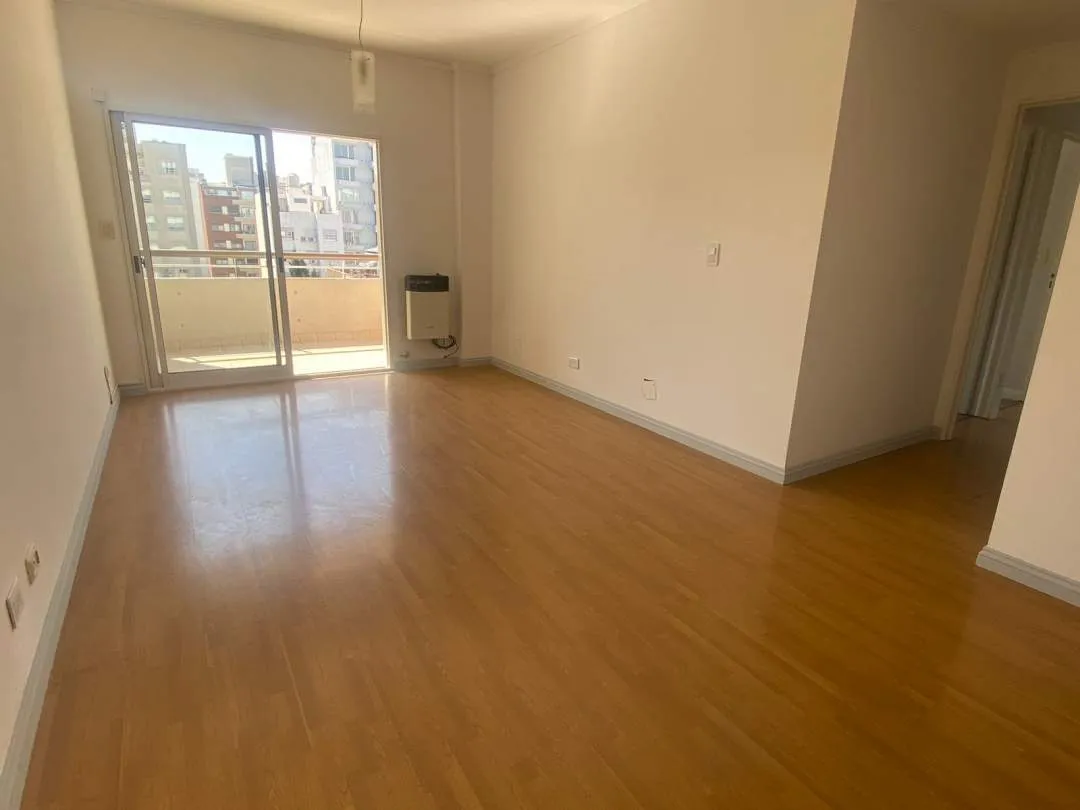 AV. DIRECTORIO 1100, CABALLITO 3 ambientes c/balcón aterrazado y cochera propia