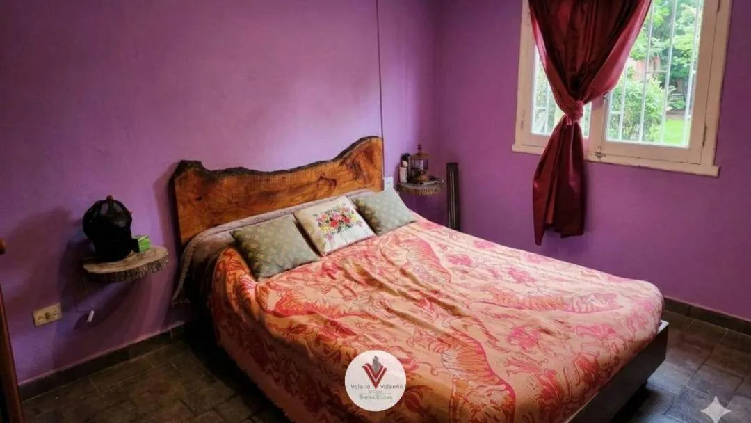 Casa 2 Dorm. | 200 m² | Amplio Patio con Deposito |Zona Termas