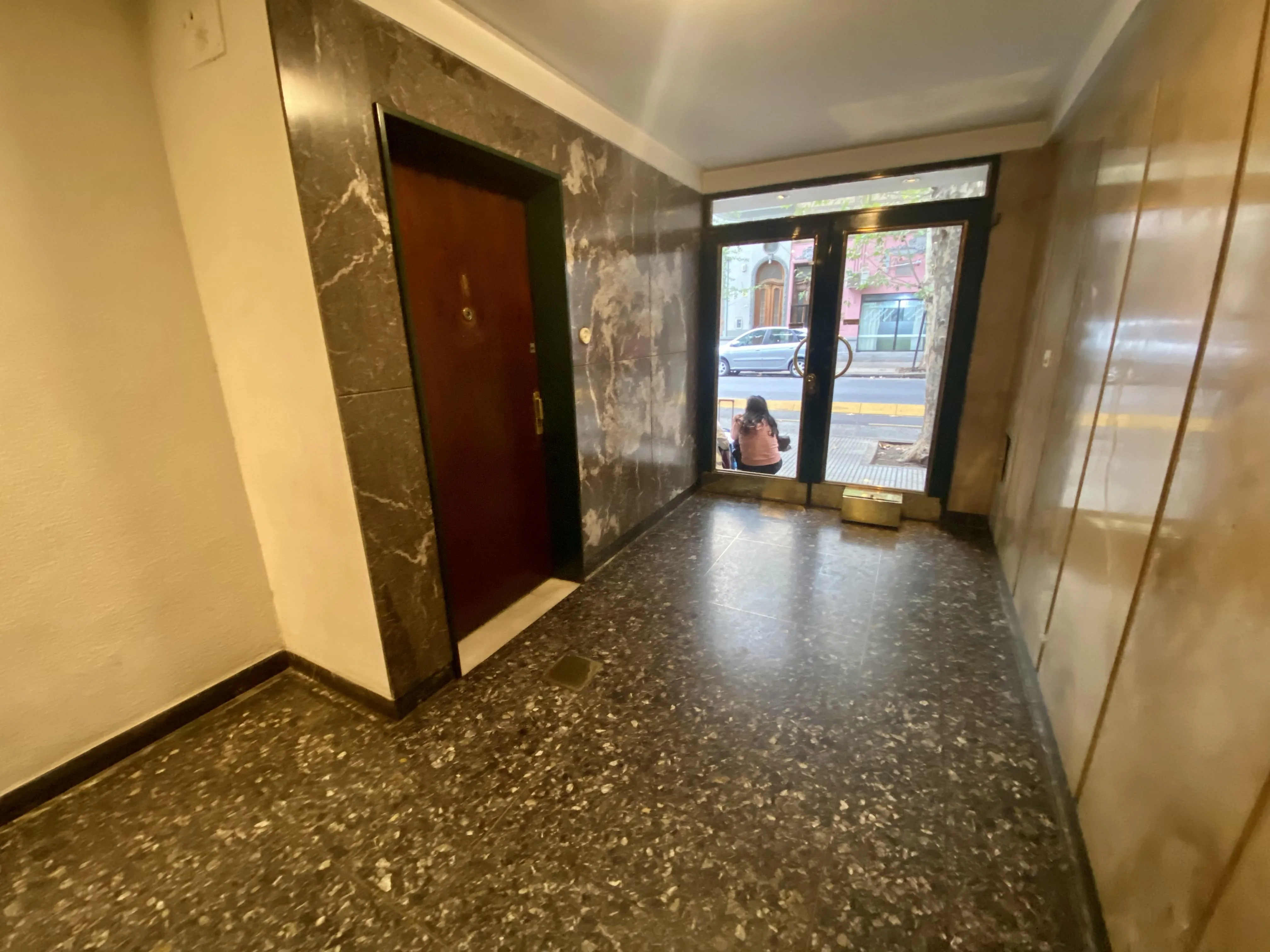 BILLINGHURST 400. ALMAGRO, Alquiler Temporario de 3 ambientes c/lavarropas
