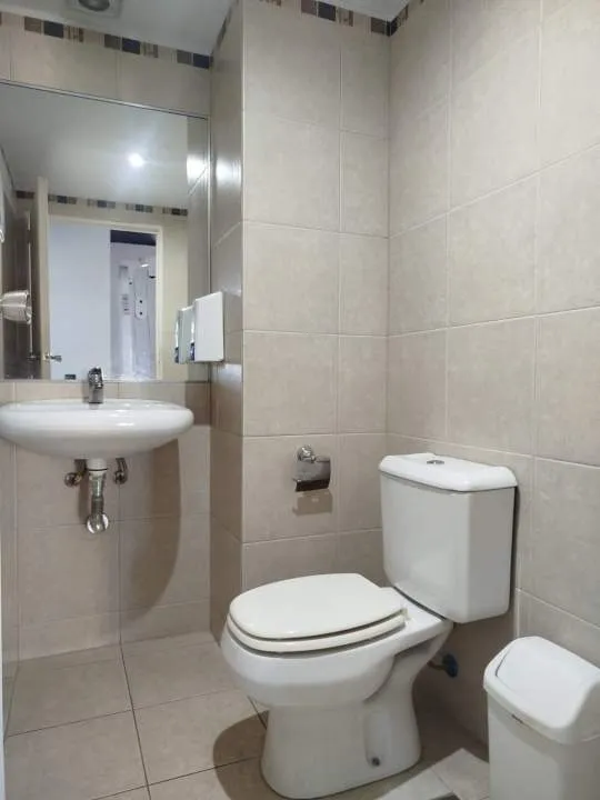 ALMAGRO. Av. CORRIENTES al 3100. Gran Ambiente en Edificio con Full Amenities