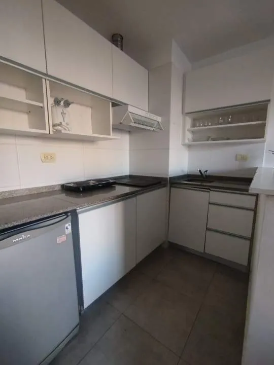 ALMAGRO. Av. CORRIENTES al 3100. Gran Ambiente en Edificio con Full Amenities