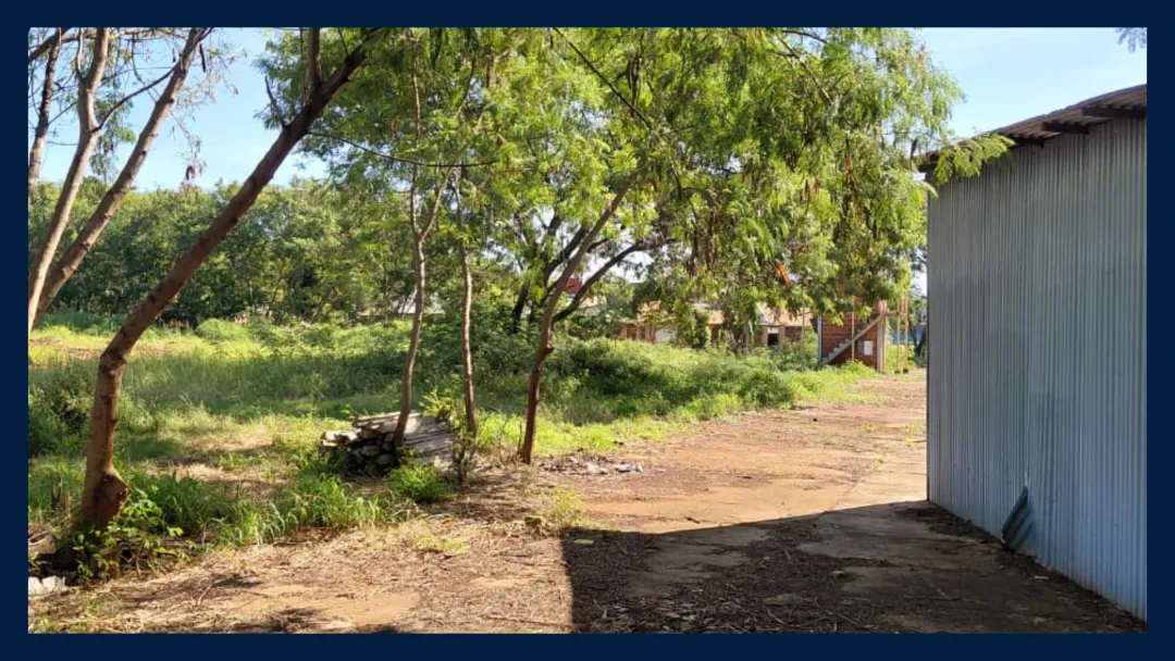 LOTE DE 1265 m2 en ESQUINA SOBRE AV. MONSEÑOR DE ANDREA