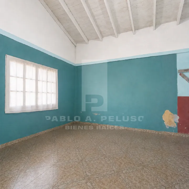 VENTA CASA 5 AMBIENTES EN MARIANO ACOSTA, AGUSTÍN FERRARI. ZONA OESTE. BUENOS AIRES.