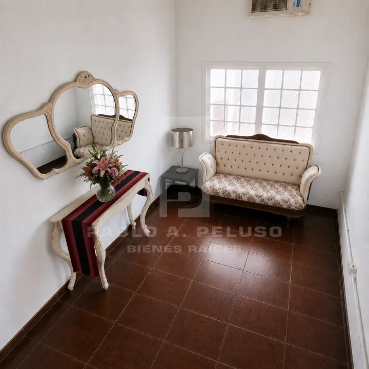 VENTA CASA 5 AMBIENTES EN MARIANO ACOSTA, AGUSTÍN FERRARI. ZONA OESTE. BUENOS AIRES.