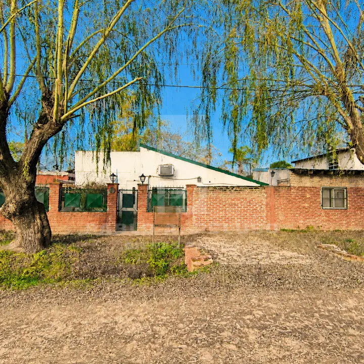 VENTA CASA 5 AMBIENTES EN MARIANO ACOSTA, AGUSTÍN FERRARI. ZONA OESTE. BUENOS AIRES.