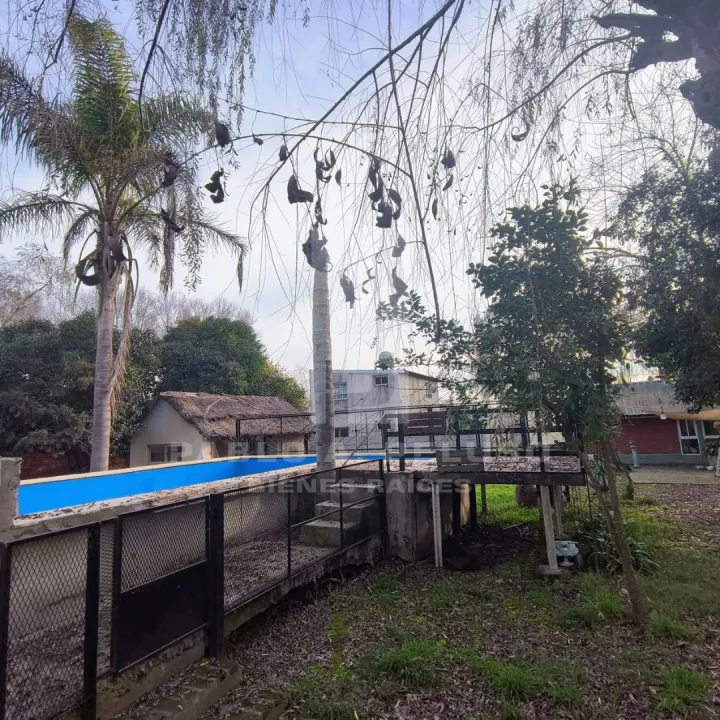VENTA CASA 5 AMBIENTES EN MARIANO ACOSTA, AGUSTÍN FERRARI. ZONA OESTE. BUENOS AIRES.