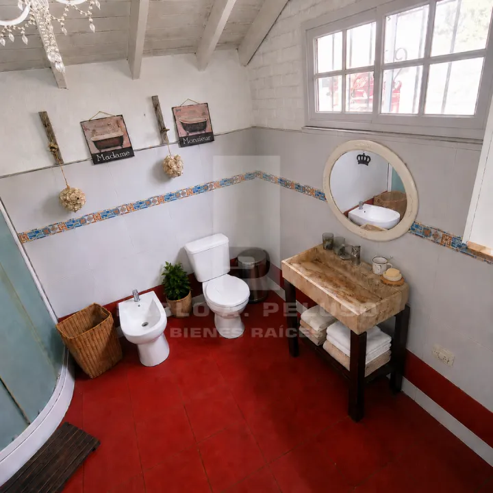 VENTA CASA 5 AMBIENTES EN MARIANO ACOSTA, AGUSTÍN FERRARI. ZONA OESTE. BUENOS AIRES.