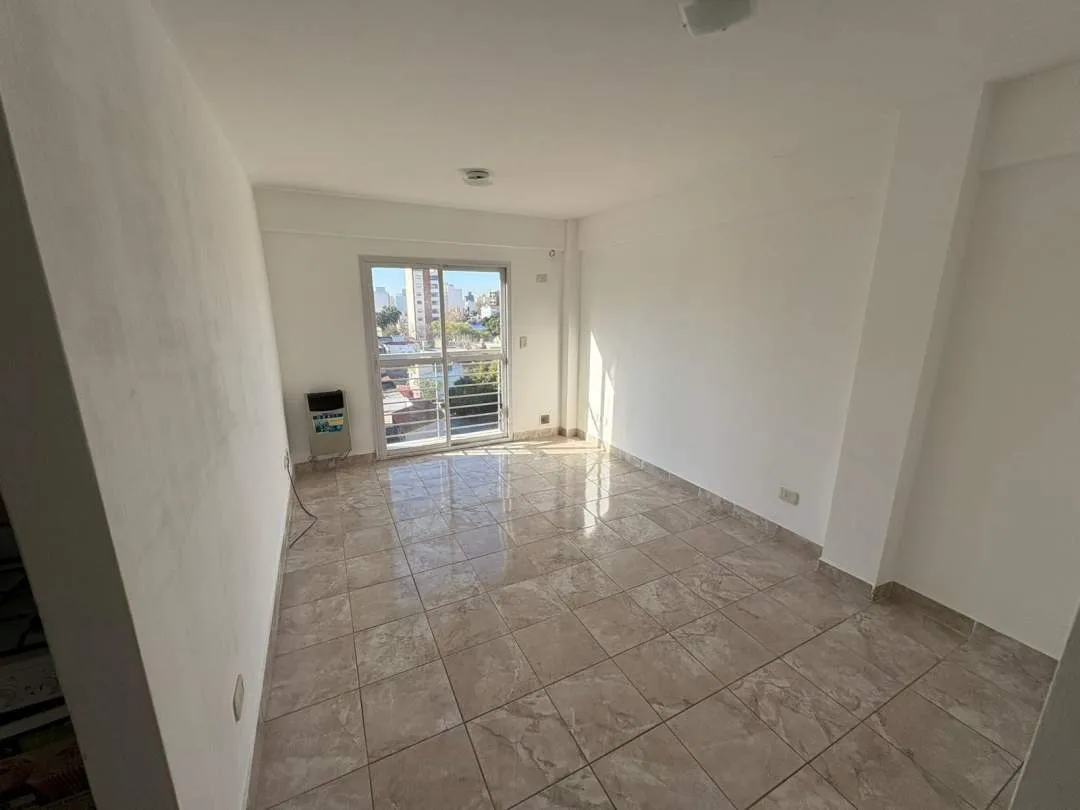 Departamento Monoambiente-Alquiler-Caseros