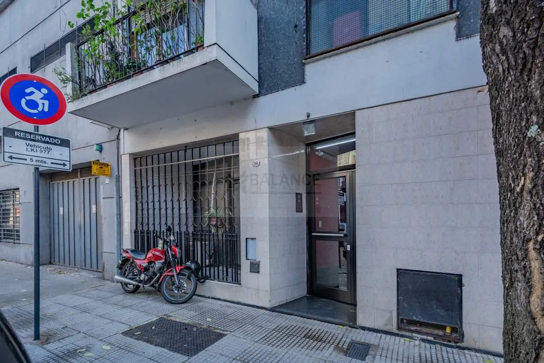 VENTA DPTO 3 AMB SAN TELMO