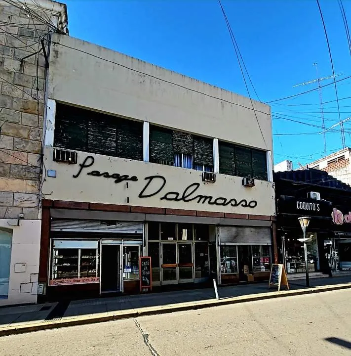 LOCAL COMERCIAL EN ALQUILER - GALERÍA PASAJE DALMASSO - MICROCENTRO