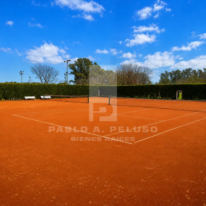 VENTA CASA 6 AMBIENTES. MERLO. ZONA OESTE. BUENOS AIRES.