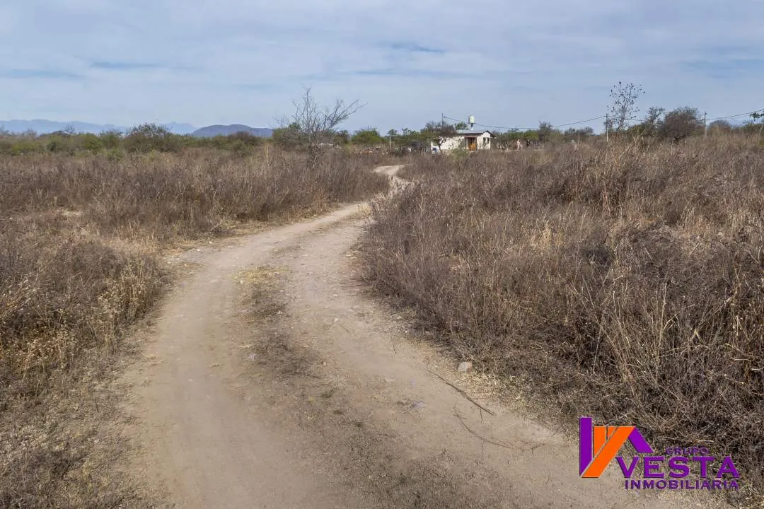 SAN LUIS TERRENO CON CASA-VENTA ZONA CIRCUNVALACION SUROESTE- HOTEL DE LA LIGA-SALTA