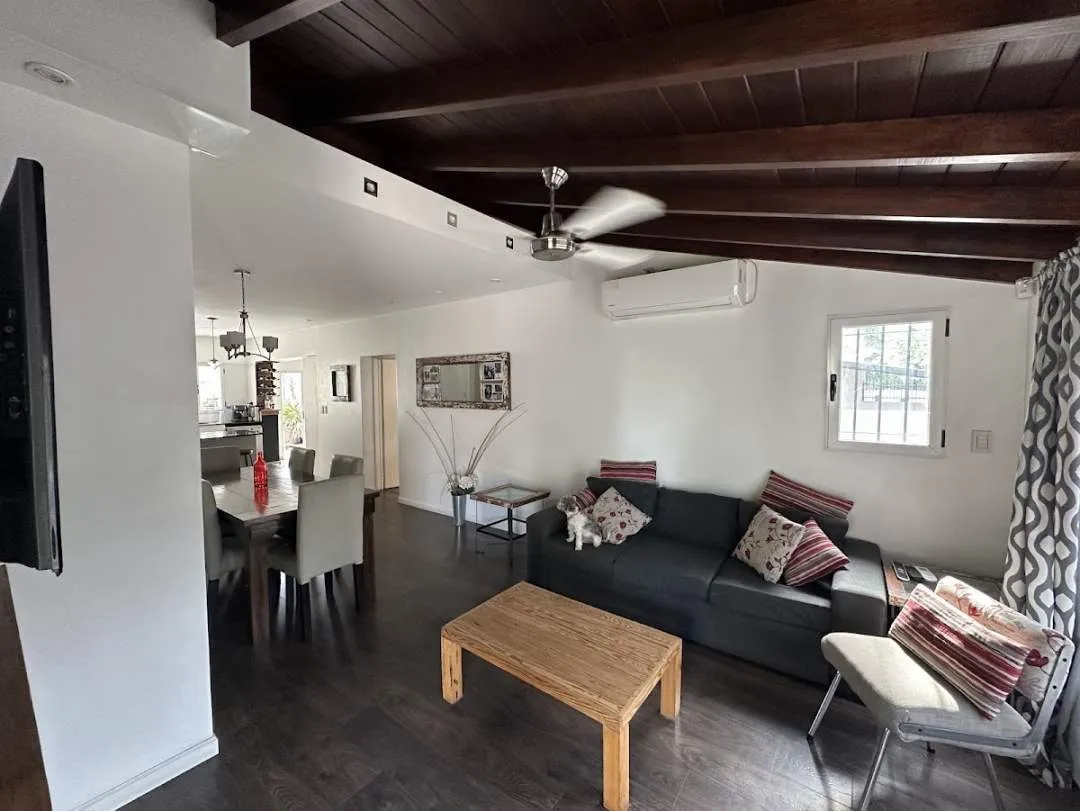 Hermosa casa en alquiler en Ciudad Jardin