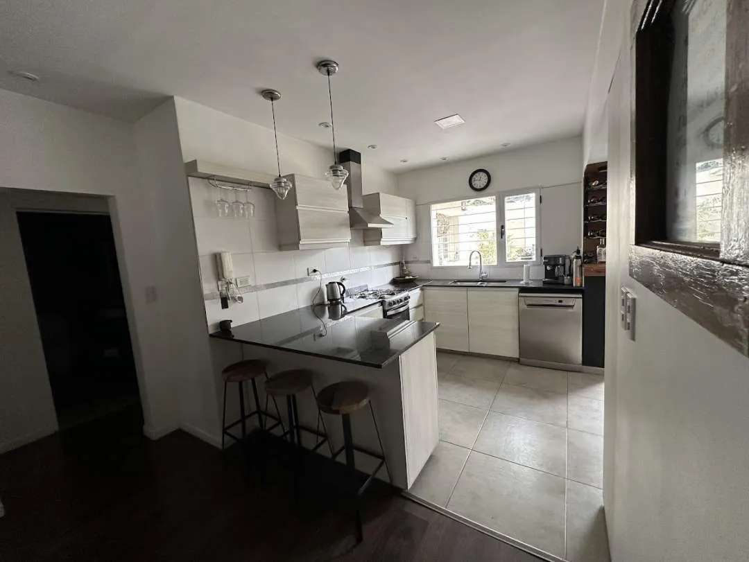 Hermosa casa en alquiler en Ciudad Jardin