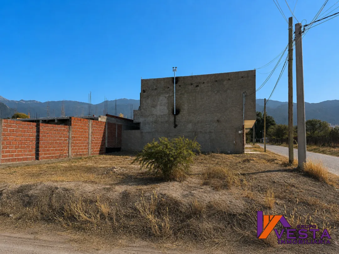 CAFAYATE- COMPLEJO DE TRES DUPLEX EN VENTA - BARRIO EL TRÁNSITO-SALTA