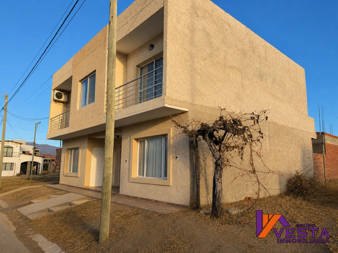 CAFAYATE- COMPLEJO DE TRES DUPLEX EN VENTA - BARRIO EL TRÁNSITO-SALTA