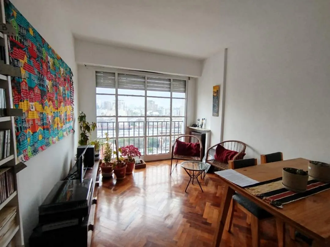 Venta 3 Ambientes Piso Alto, Luminoso y Vista Abierta