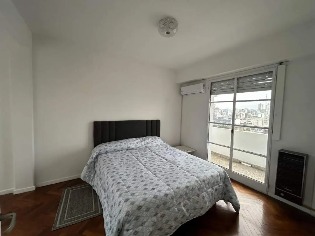 Venta 3 Ambientes Piso Alto, Luminoso y Vista Abierta