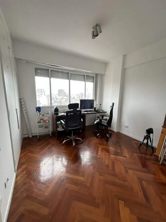 Venta 3 Ambientes Piso Alto, Luminoso y Vista Abierta