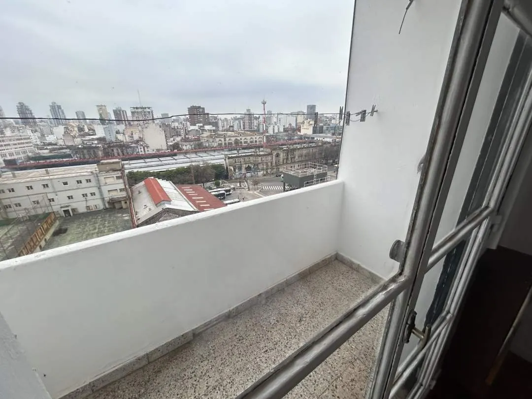 Venta 3 Ambientes Piso Alto, Luminoso y Vista Abierta