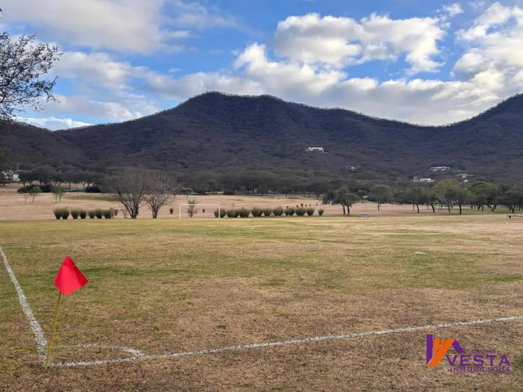 VALLE ESCONDIDO CLUB DE CAMPO-TERRENO RESIDENCIAL DE CATEGORÍA-VENTA-SALTA