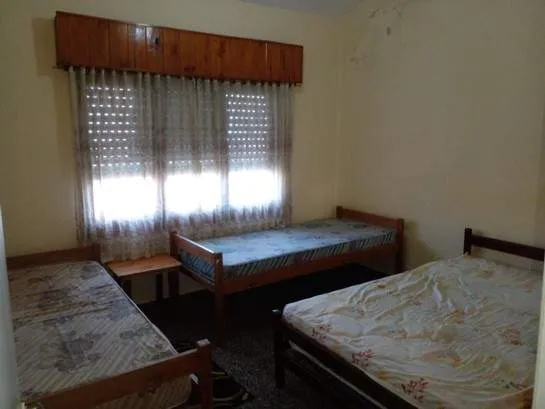 CHALET 3 AMB + DEPTO 2 AMB
