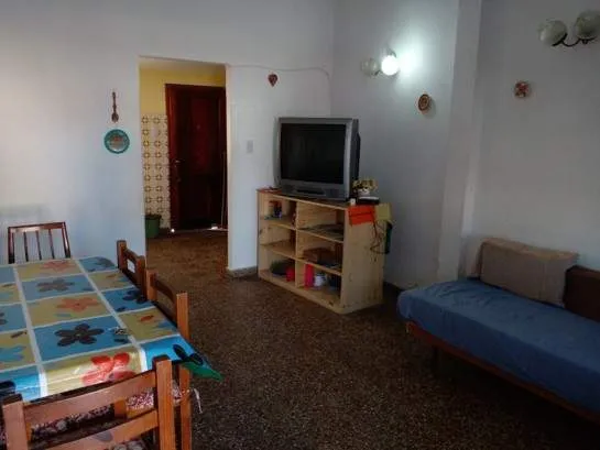 CHALET 3 AMB + DEPTO 2 AMB