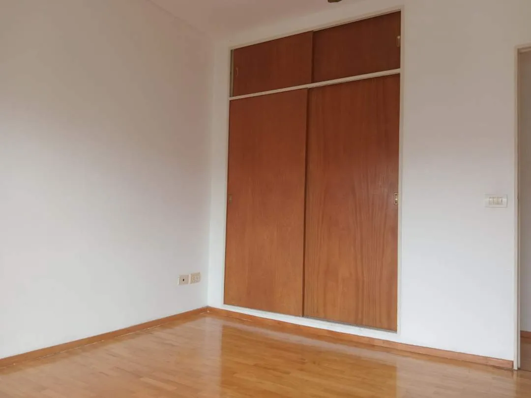 Venta de 2 ambientes semipiso Caballito Zona Barrio Inglés