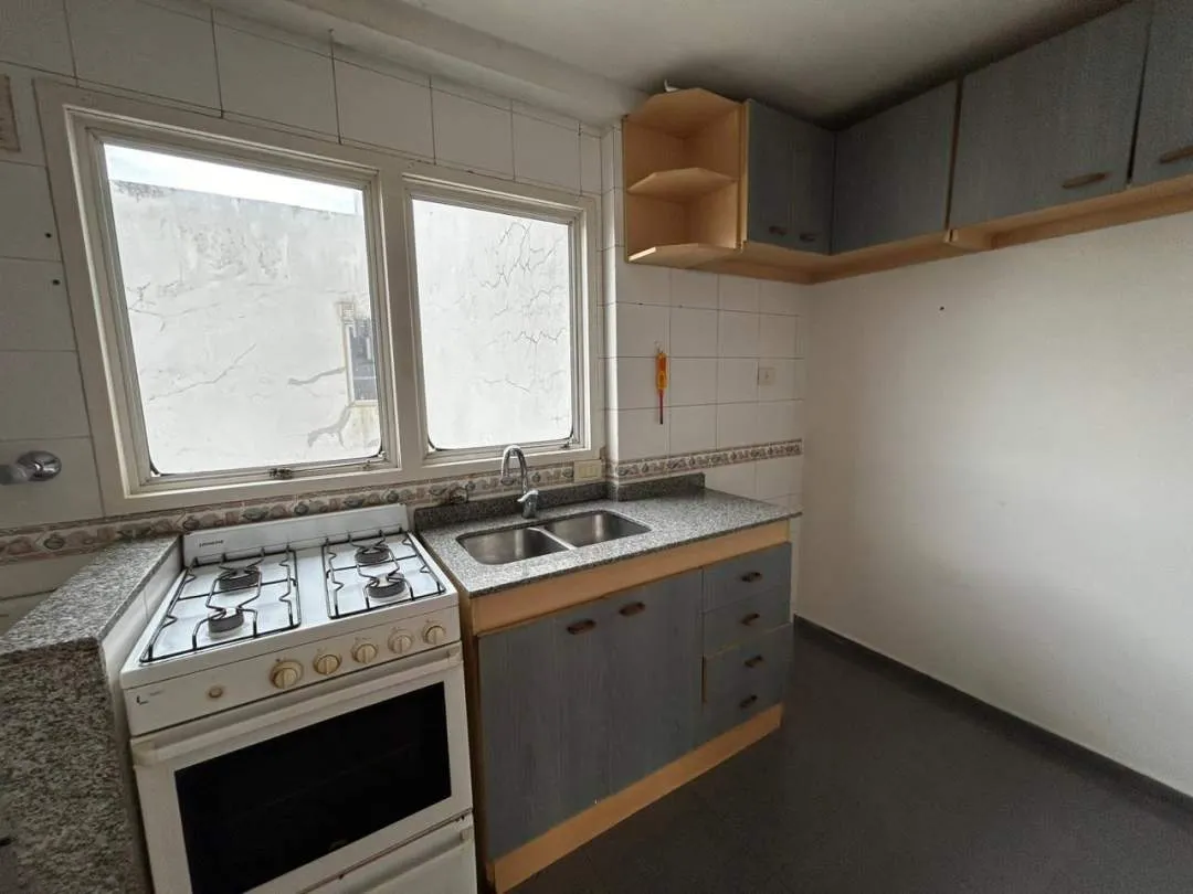 Venta de 2 ambientes semipiso Caballito Zona Barrio Inglés