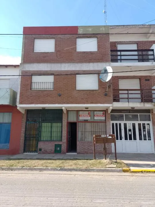 LOCAL EN VENTA EN LAS TONINAS SOBRE CALLE 1 A 100 MTS DE LA PLAYA