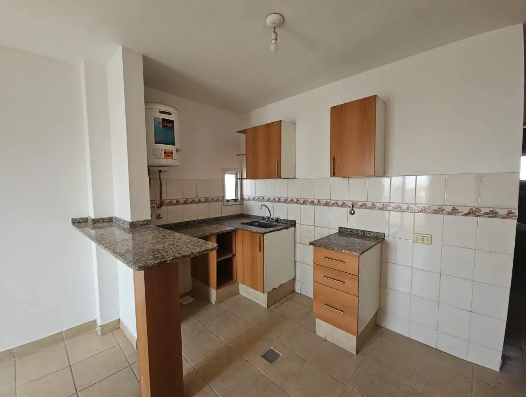 DEPARTAMENTO EN ALQUILER - 1 DORMITORIO - CALLE: ESTRADA 724