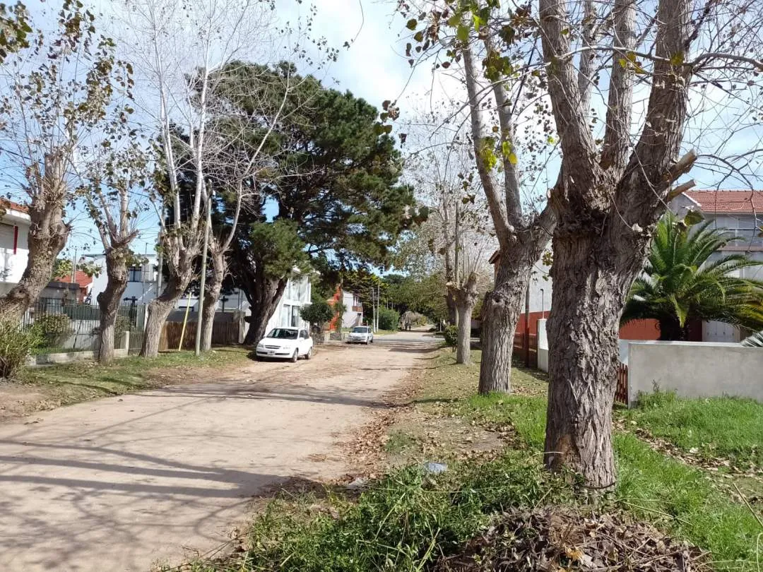 EXCELENTE LOTE DE 700 MTS LAS TONINAS TODOS LOS SERVICIOS