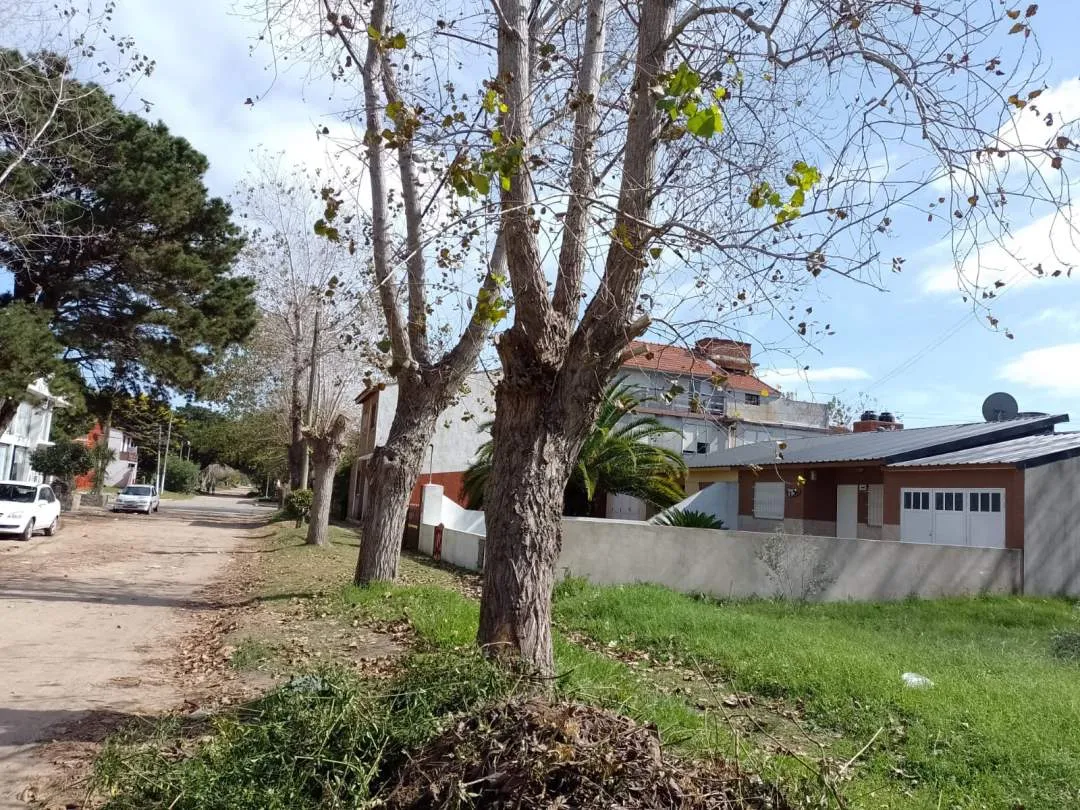EXCELENTE LOTE DE 700 MTS LAS TONINAS TODOS LOS SERVICIOS
