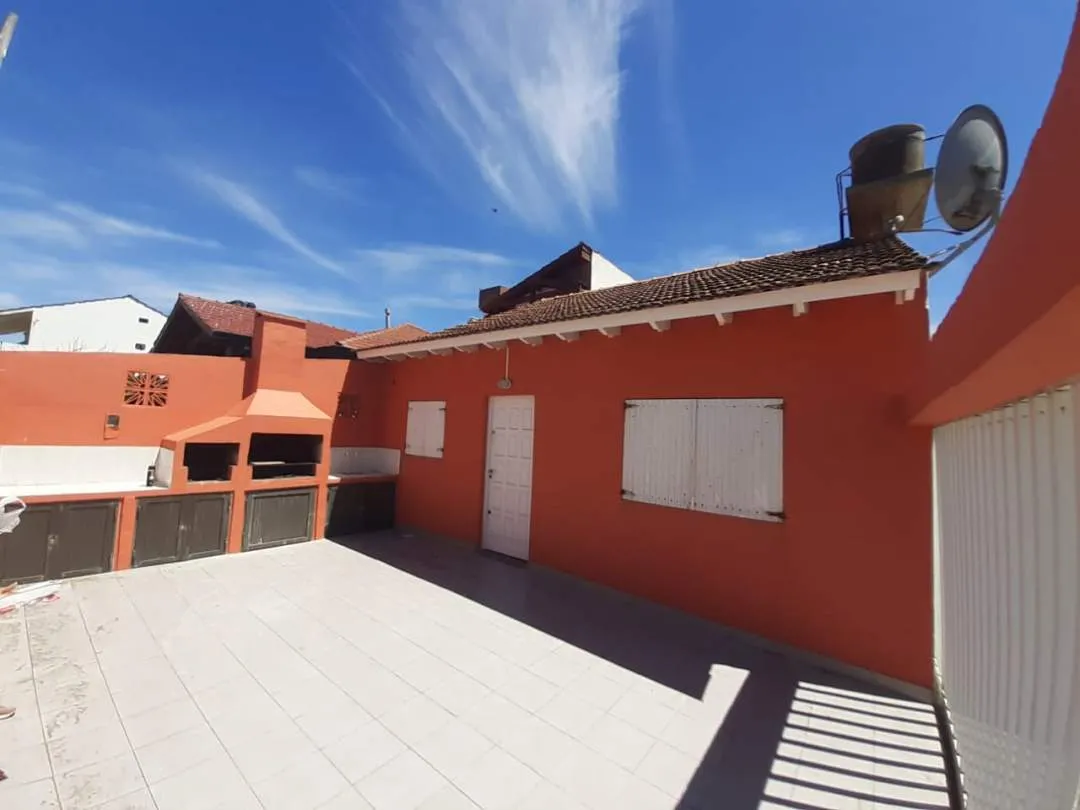 VENDE Chalet en PH a 20 mts del mar (RESERVADO)