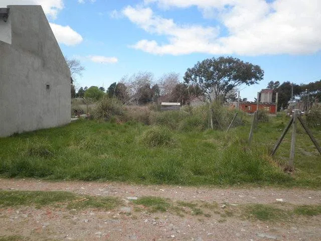 LOTE DE 10 x 19 Mts. CON PLANOS APROBADOS EN COSTA CHICA