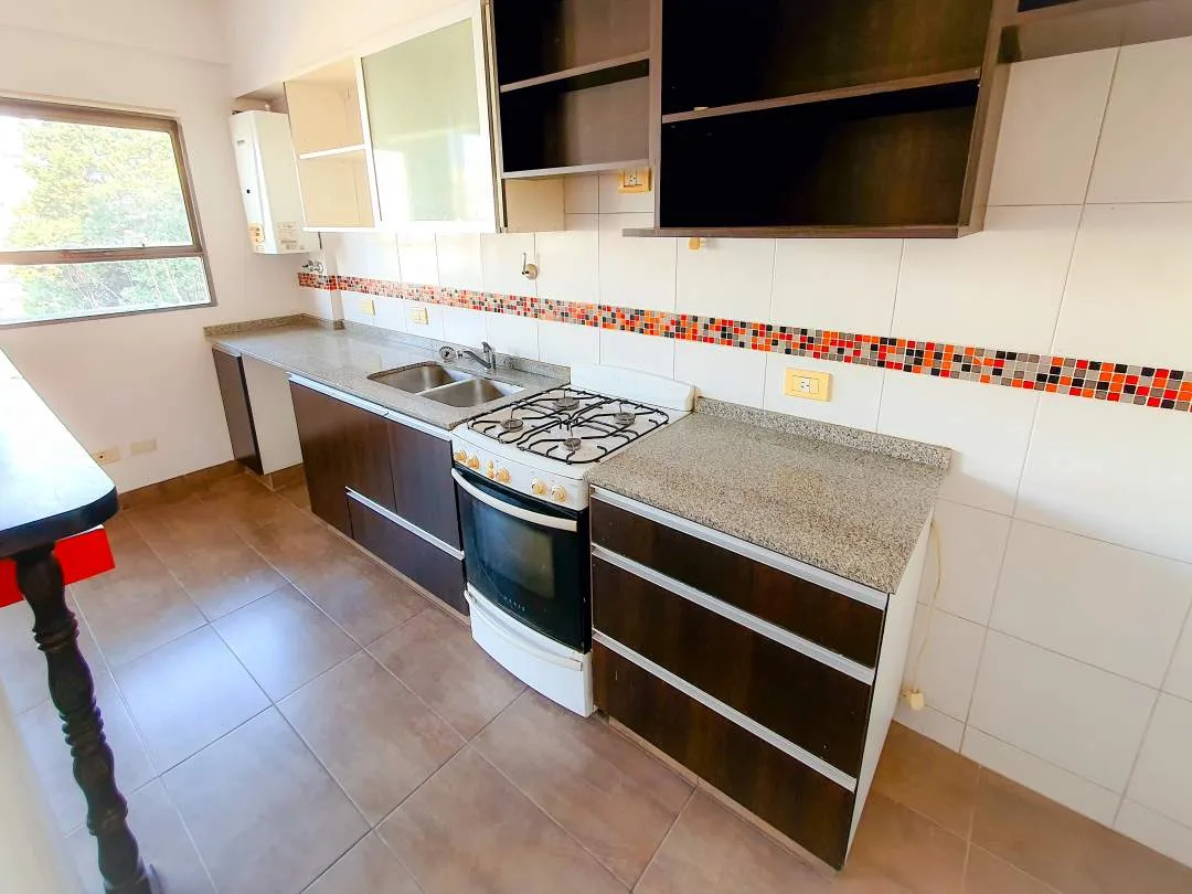 ALQUILER – DEPARTAMENTO 2 AMBIENTES - BALCON Y AMENITIES – EXPENSAS RAZONABLES – VILLA PUEYRREDON