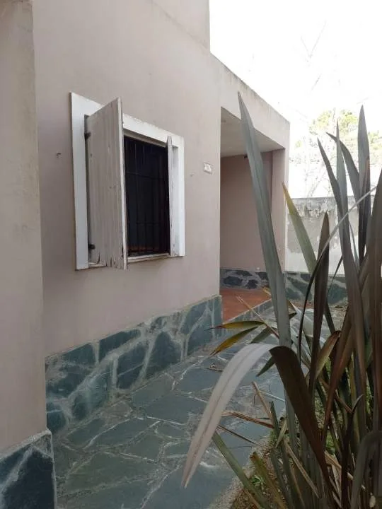 CASA EN BLOCK SOLA EN LOTE EN ZONA RESIDENCIAL DE LAS TONINAS