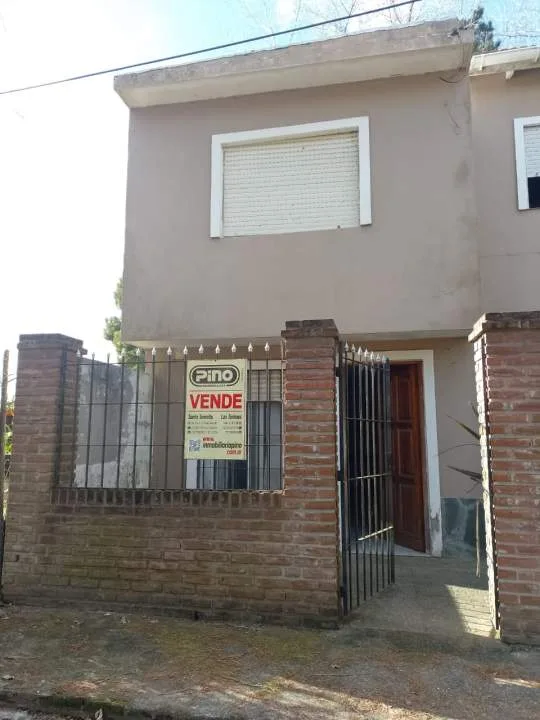 CASA EN BLOCK SOLA EN LOTE EN ZONA RESIDENCIAL DE LAS TONINAS