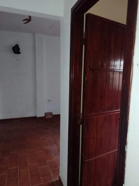CASA EN BLOCK SOLA EN LOTE EN ZONA RESIDENCIAL DE LAS TONINAS