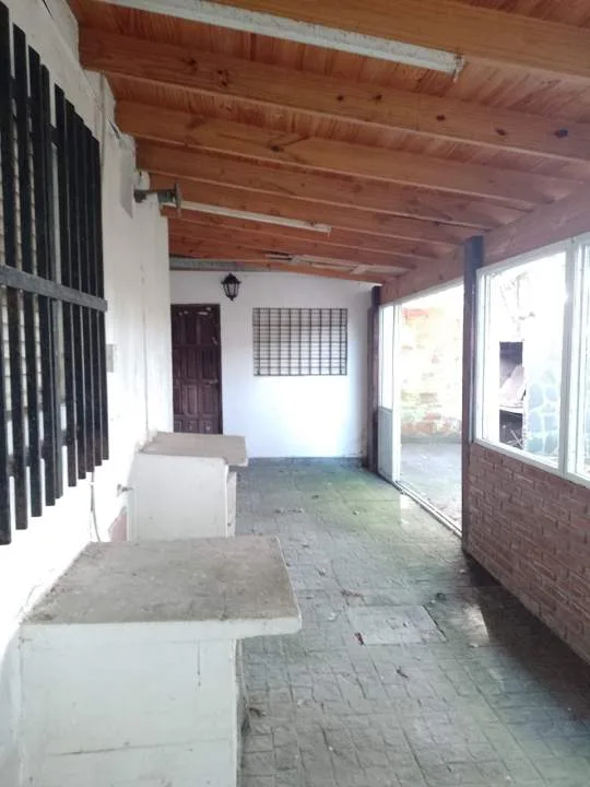 CASA EN BLOCK SOLA EN LOTE EN ZONA RESIDENCIAL DE LAS TONINAS