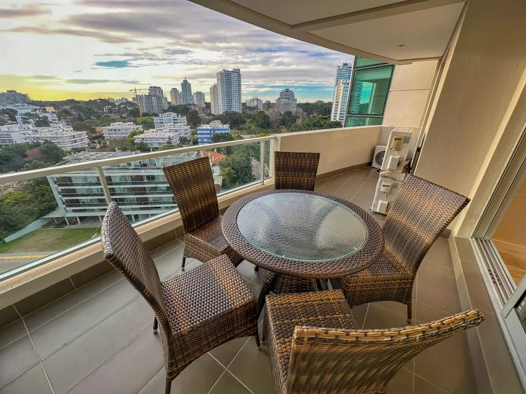PUNTA DEL ESTE |  Wind Tower 906