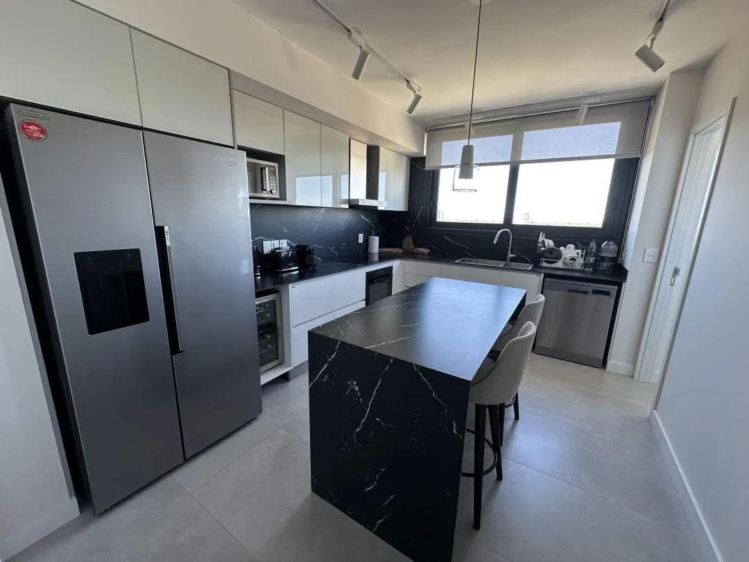 PUNTA DEL ESTE | Exclusivo departamento en Torre Venetian