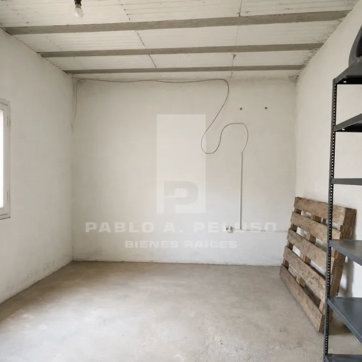 VENTA CASA 4 AMBIENTES Y DOS DEPARTAMENTOS. LIBERTAD, MERLO. ZONA OESTE. BUENOS AIRES.